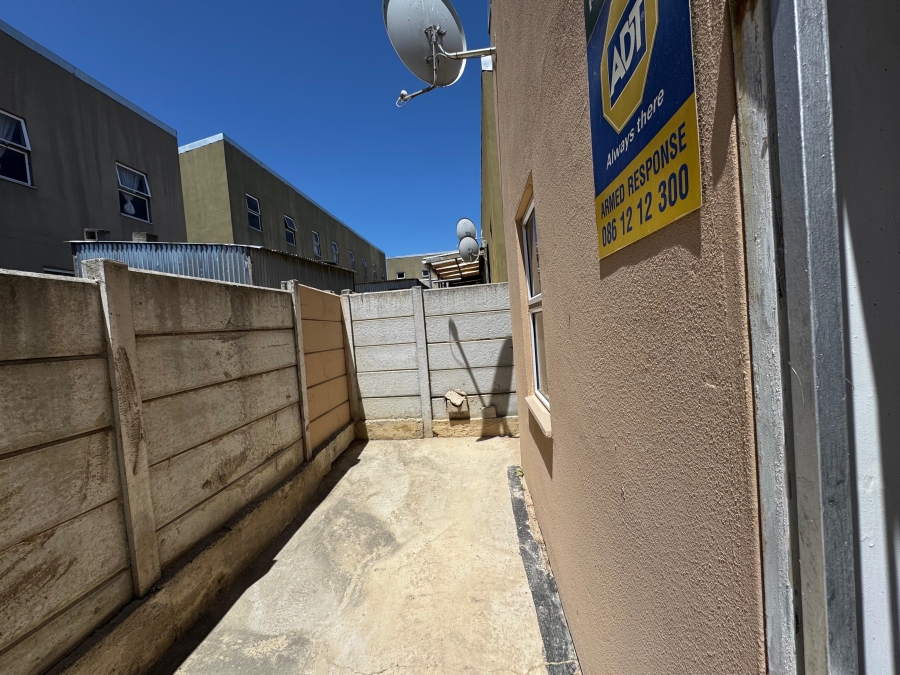 2 Bedroom Property for Sale in Sunset Glen Western Cape